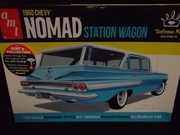 AMT 1402M     --     1960 Chevy Nomad Station Wagon   1:25