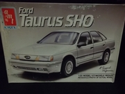 AMT 6265     --     Ford Taurus SHO   1:25