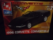 AMT 31831     --     1996 Corvette Convertible   1:25