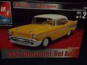 AMT 8315     --     1957 Chevy Bel Air   1:25