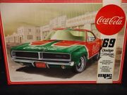 MPC 919M        --        'Coca-Cola' '69 Dodge Charger R/T    /   SnapIt      1:25