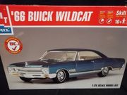 AMT 31222       --       '66 Buick Wildcat   1:25