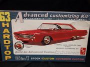 AMT 6003     --     1963 Ford 500 XL Sports Hardtop 3'n1   1:25