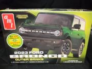 AMT 1345M     --       2023 Ford Bronco Outer Banks   1:25