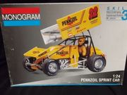 Monogram 2445     --     #22 Pennzoil Sprint Car   1:24