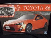 Aoshima 007600     --     Toyota 86 / Scion FR-S / Toyota 86GT  3'n1   includes Right & Left Hand Drive Parts  1:24