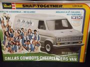 Revell 6405     --     'Dallas Cowboys Cheerleaders Van'  Ford Body  /  Snap   **1:20