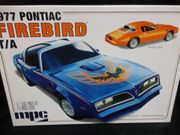 MPC 916M     --     1977 Pontiac Firebird T/A   1:25