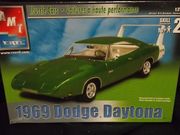 AMT 31747       --     1969 Dodge Daytona   1:25