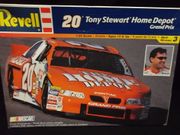 Revell 2986     --       #20 Tony Stewart Home Depot Grand Prix    1:24