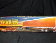 Moebius 1303      --      53 Foot Smooth Side Trailer w/Reefer Option   1:25