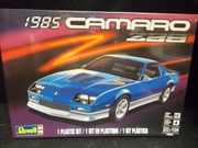 Revell 4540      --   1985 Camaro Z28    1:24