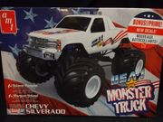 AMT 1351M           --             'USA-1'  Chevy Silverado Monster Truck  /  SnapIt      **1:32