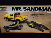 Revell 7404       --     'Mr. Sandman'  with Chevy Truck & Trailer   1:25