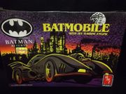 AMT 6650       --       'Batmobile'  Batman Returns    1:25