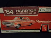 AMT 6324       --      '64 Mercury Marauder Fast-Back Hardtop 3'n1 Customizing Kit by Gene Winfield   1:25