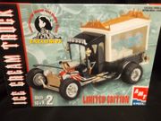 AMT 31739     --     Ice Cream Truck    1:25