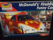 Revell 7636     --     McDonald's Firebird Funny Car   1:24