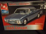 AMT 38159     --     1969 Corvair    1:25