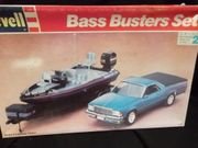Revell 7243     --     'Bass Busters Set'  El Camino V-8, Ranger 361V Comanche Bass Boat and Dual Axle Trailer  1:25  (faded box)