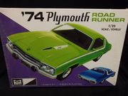 MPC 920M     --     '74 Plymouth Road Runner   1:25