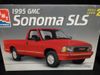 AMT 8109 -- 1995 GMC Sonoma SLS 1:25 AMT 8109 -- 1995 GMC Sonoma SLS 1:25