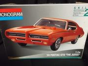 Monogram 2443     --     '69 Pontiac GTO "The Judge:   1:24