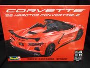Revell 14583     --     '22 Corvette Hardtop Convertible   1:25