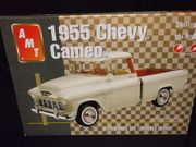AMT 38354     --       1955 Chevy Cameo    1:25