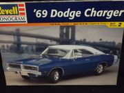 Revell 2546     --     '69 Dodge Charger  1:25