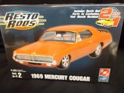 AMT 38378      --       1969 Mercury Cougar  /  Resto Rods   1:25