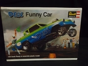Revell 1266     --     "Miss Deal"  Funny Car   1:25