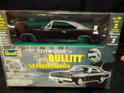 Revell 1514     --     "Bullitt"  '68 Dodge Charger  PrePainted **Metal Body  1:25