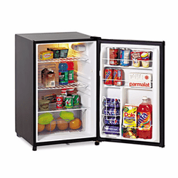 AVABCA4561B2 Counter Height 4.5 Cu. Ft. Refrigerator with Crisper, Black By AVANTI