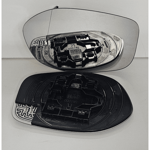 Honda Odyssey 2017 Driver Side Mirror Glass Heated W/Backing Plate