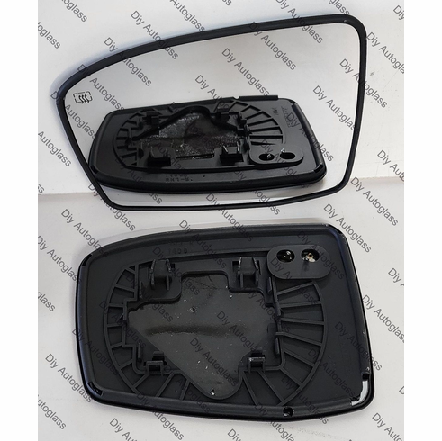 2005-2010 Honda Odyssey Driver Side Mirror Glass W/Backing Plate