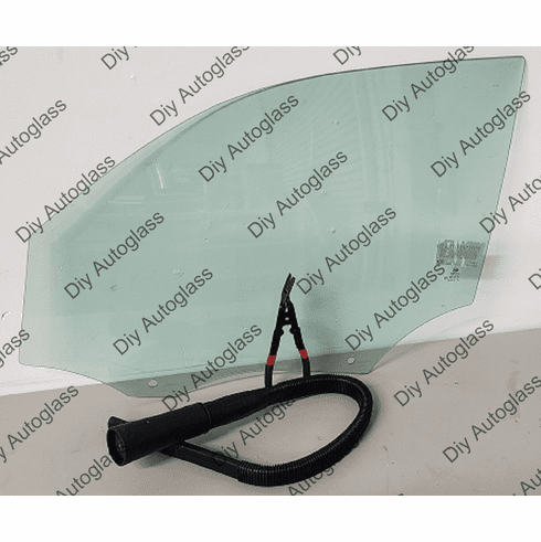 Driver Front Door Glass Mercedes Benz GLB 4 Door Utility 2020-2023