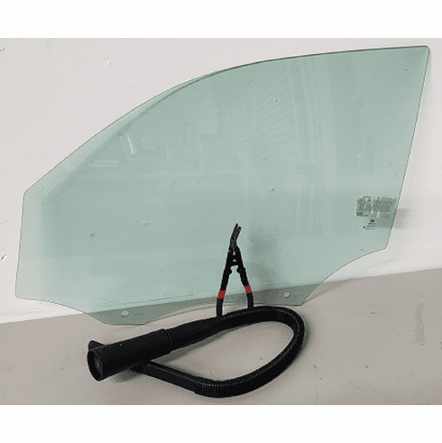 Front Driver Front Door Glass Mercedes Benz GLB 4 Door Utility 2020-2023, Solar, 2 Holes