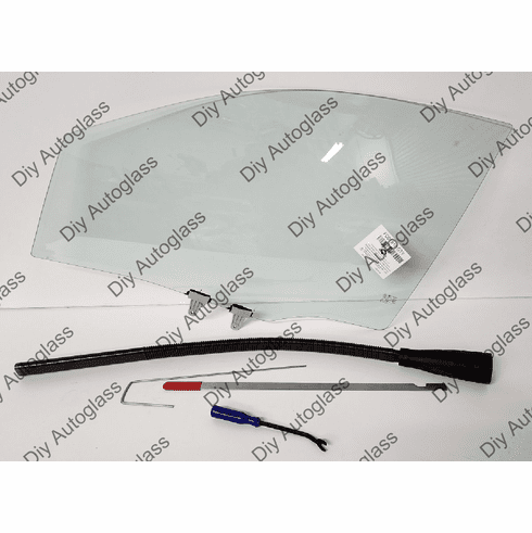 Front Driver Side Door Glass Suzuki Aerio SX 4 Door Hatchback 2002-2006