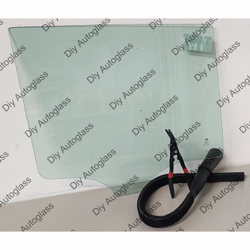 Rear Right Door Glass Mercedes Benz GLB 4 Door Utility 2020- 2023