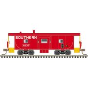 Atlas 50007405 Master Series N Scale Bay Window Caboose - Southern (SOU) Road # X704 (Red/Black)