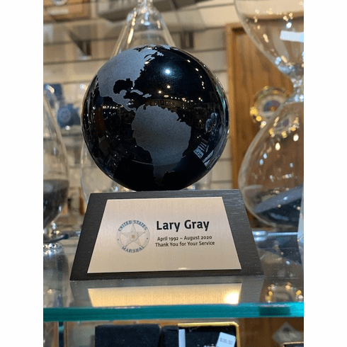 Black Globe w/Black Base