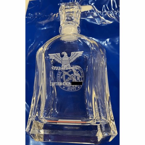 O-6 Decanter with Eagle