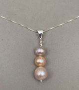 AAA Freshwater Pearl Pendant