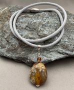 Laguna Lace Jasper 3 - w Mandarin Garnet