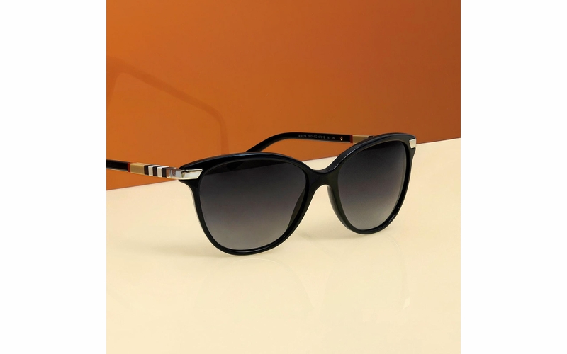 Burberry BE 4216 3001/8G