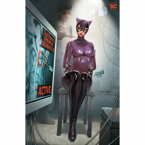 Catwoman # 62 (Incentive Virgin Variant)