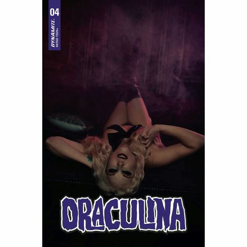 Draculina # 4 (Cosplay Variant)