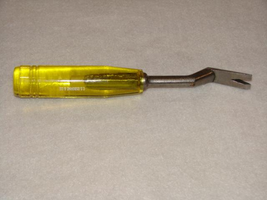 Staple and Tack Removers