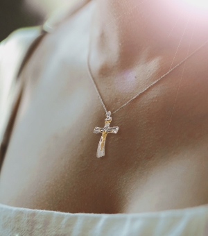 Crucifix Pendant Necklaces